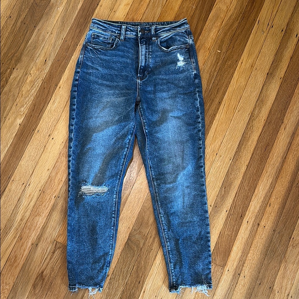 American Eagle Distressed Jeans